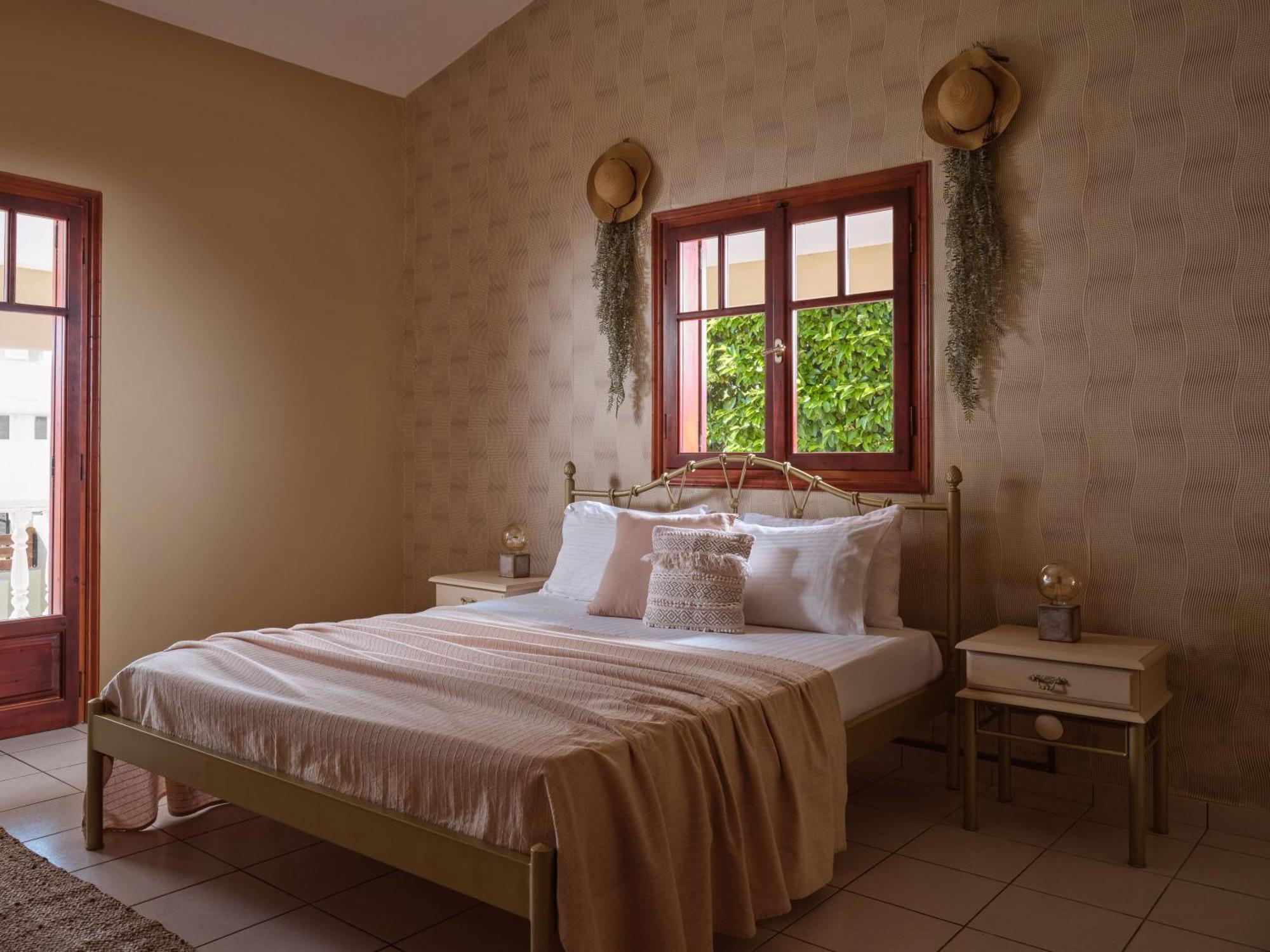 Sea Elegance Villa - On The Beach, By Zantewize Psarou  Екстер'єр фото