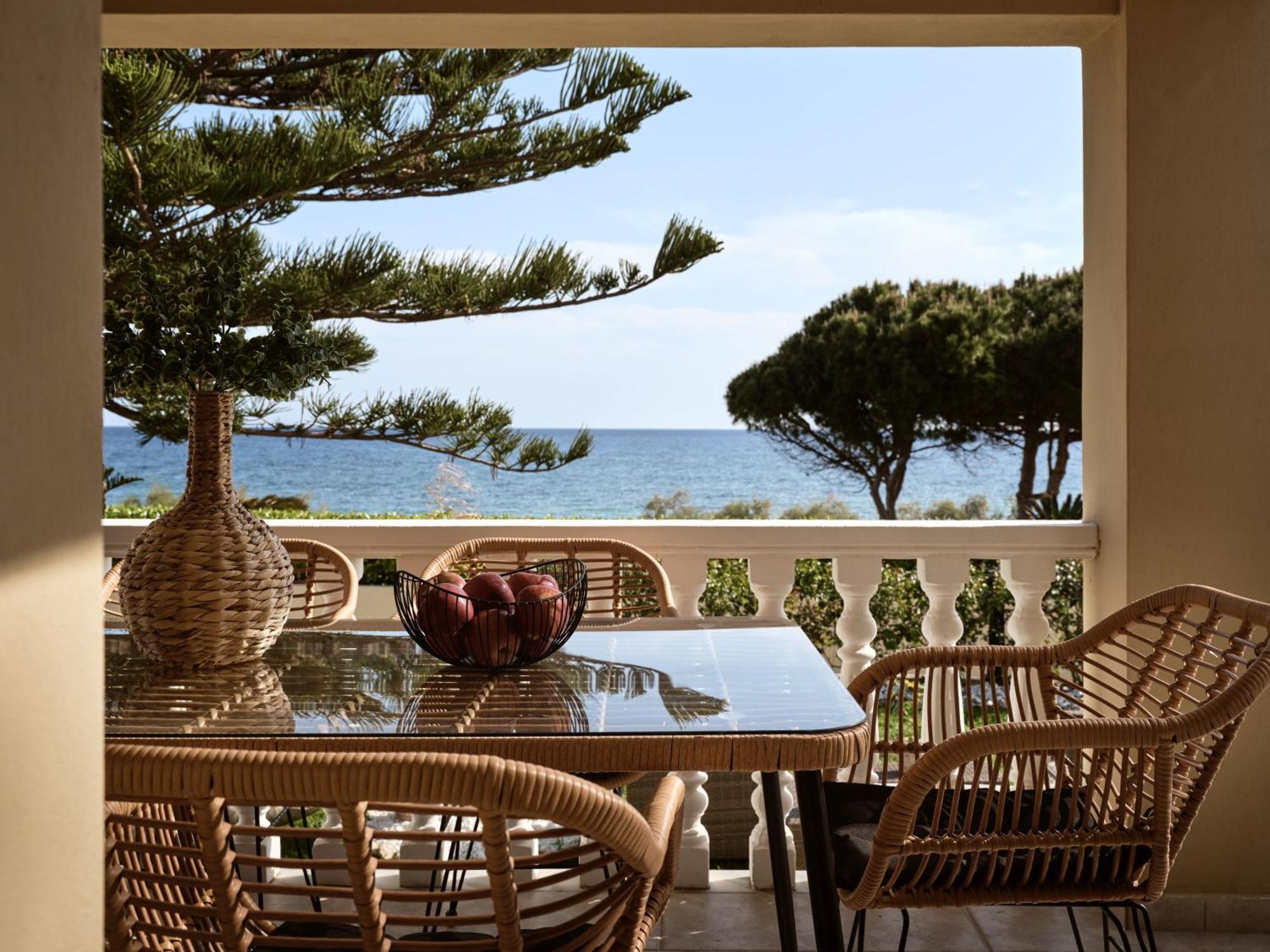 Sea Elegance Villa - On The Beach, By Zantewize Psarou  Екстер'єр фото