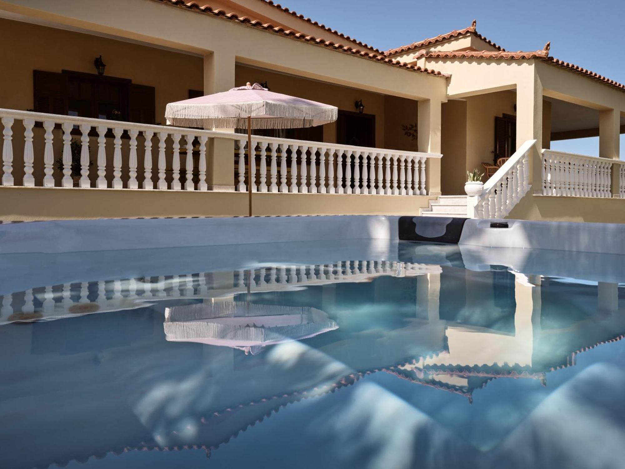 Sea Elegance Villa - On The Beach, By Zantewize Psarou  Екстер'єр фото